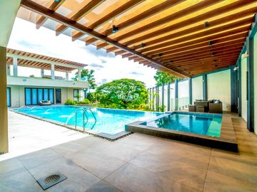 Enormous 10BR House and Lot in Antipolo for Sale!