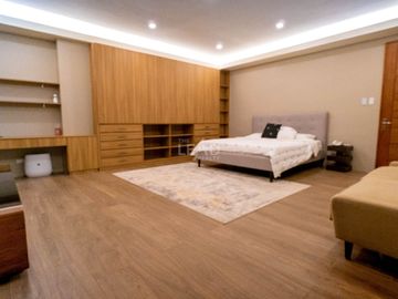 Enormous 10BR House and Lot in Antipolo for Sale!