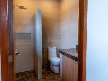 Enormous 10BR House and Lot in Antipolo for Sale!