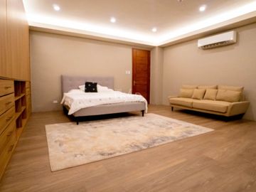 Enormous 10BR House and Lot in Antipolo for Sale!