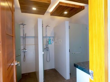 Enormous 10BR House and Lot in Antipolo for Sale!