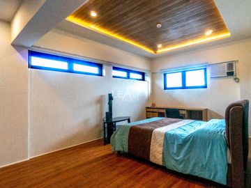 Enormous 10BR House and Lot in Antipolo for Sale!