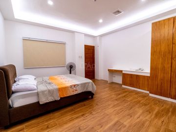 Enormous 10BR House and Lot in Antipolo for Sale!
