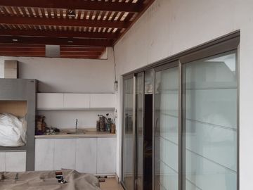 SANTIAGO DE SURCO, SE VENDE UN HERMOSO DUPLEX,  CODIGO KDV-1429