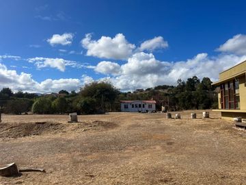 Valle Alegre, a 25 min. de Concón, casa 442 M2 en parcela, 5 dormitorios, piscina