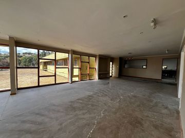 Valle Alegre, a 25 min. de Concón, casa 442 M2 en parcela, 5 dormitorios, piscina