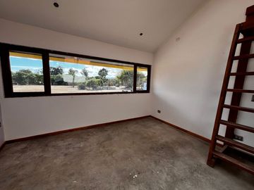 Valle Alegre, a 25 min. de Concón, casa 442 M2 en parcela, 5 dormitorios, piscina