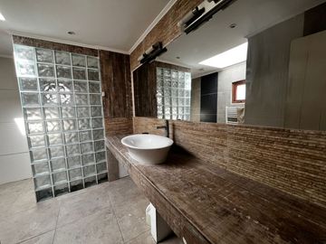 Valle Alegre, a 25 min. de Concón, casa 442 M2 en parcela, 5 dormitorios, piscina