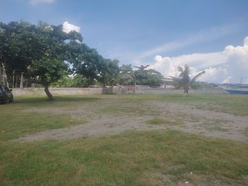3 storey Beach House with View Deck in Calatagan Batangas