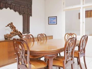 For Rent Garden House with Furnished & Private Pool, at Bangka Kemang Jakarta Selatan