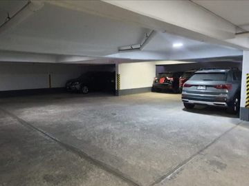 DEPARTAMENTO FRENTE A PARQUE EN SAN BORJA