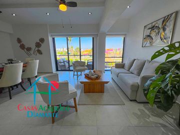 ¡Tu nuevo hogar en Acapulco! Amplio departamento con terraza, vista a la alberca y precio especial