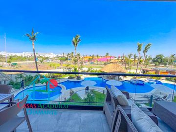 ¡Tu nuevo hogar en Acapulco! Amplio departamento con terraza, vista a la alberca y precio especial