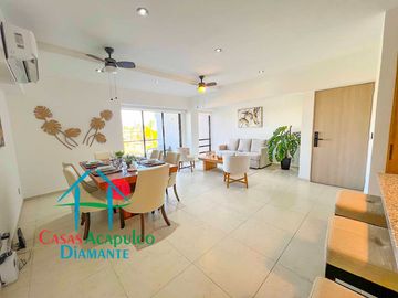 ¡Tu nuevo hogar en Acapulco! Amplio departamento con terraza, vista a la alberca y precio especial