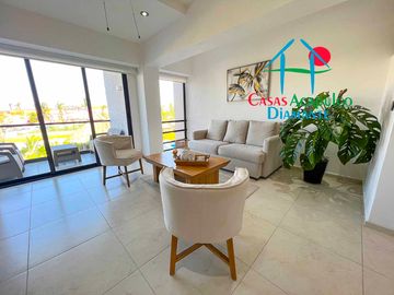 ¡Tu nuevo hogar en Acapulco! Amplio departamento con terraza, vista a la alberca y precio especial