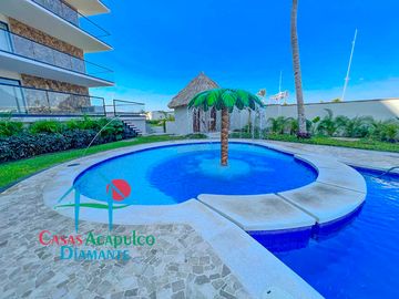 ¡Tu nuevo hogar en Acapulco! Amplio departamento con terraza, vista a la alberca y precio especial