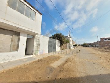 REMATE DE CASA AL FRENTE DE LA UNIVERSIDAD CESAR VALLEJO EN CHICLAYO