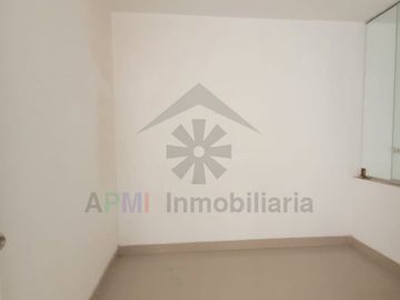 REMATE DE CASA AL FRENTE DE LA UNIVERSIDAD CESAR VALLEJO EN CHICLAYO