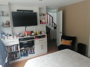 VENDO EXCLENTE CASA EN QUINTA PRIVADA EN YANAHUARA