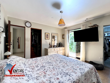 Linda Casa De Amplios Ambientes Con Full Seguridad. Casa Moderna