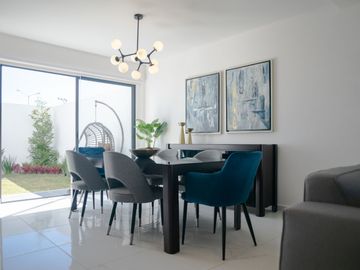 CASAS AMPLIO JARDI