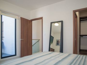 CASAS AMPLIO JARDI