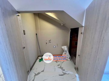 Moderno departamento VIP de venta, Sector Cica Ochoa León D325