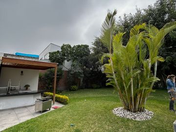 VENDO LINDA CASA, SUPER PRECIO!, AV LAGUNA GRANDE, LA MOLINA