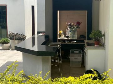 VENDO LINDA CASA, SUPER PRECIO!, AV LAGUNA GRANDE, LA MOLINA