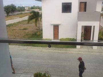 Brand New Houses in Olivarez Homes Southwoods Pag ibig and Bank Financing