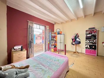 SE VENDE DEPARTAMENTO TIPO CASA EN JESUS MARIA CERCA A REBAGLIATI