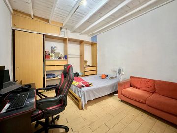 SE VENDE DEPARTAMENTO TIPO CASA EN JESUS MARIA CERCA A REBAGLIATI