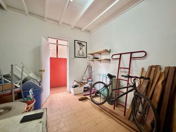 SE VENDE DEPARTAMENTO TIPO CASA EN JESUS MARIA CERCA A REBAGLIATI