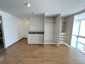 VENDO  LINDO DUPLEX 01 DORM INC COCINA EN SAN ISIDRO