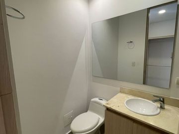 Apartamento en arriendo, Portal de Genoves