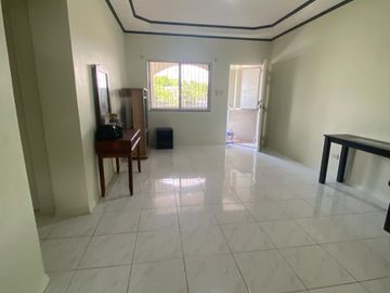 CORNER LOT WITH 6 UNITS APARTMENT FOR SALE IN PLARIDEL 2 ANGELES CITY NEAR CLARK