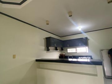 CORNER LOT WITH 6 UNITS APARTMENT FOR SALE IN PLARIDEL 2 ANGELES CITY NEAR CLARK