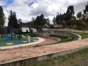 VENTA DEPARTAMENTO POR ESTRENAR EN PRADERAS DE BEMANI  CUENCA