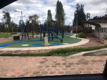 VENTA DEPARTAMENTO POR ESTRENAR EN PRADERAS DE BEMANI  CUENCA