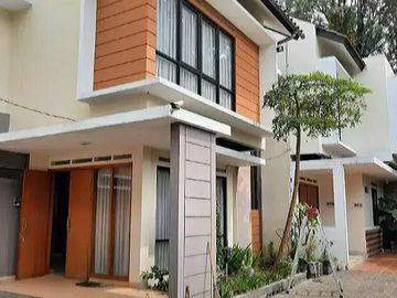 DIJUAL RUMAH VILLA NYAMAN DAN SEJUK FURNISHED @ LEMBANG BANDUNG UTARA