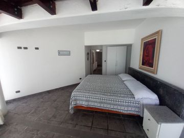SE VENDE DEPARTAMENTO TRIPLEX CON VISTA AL MAR  EN CONDOMINIO EXCLUSIVO EN SAN BARTOLO