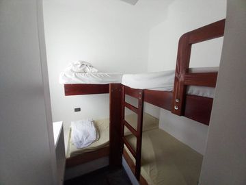 SE VENDE DEPARTAMENTO TRIPLEX CON VISTA AL MAR  EN CONDOMINIO EXCLUSIVO EN SAN BARTOLO