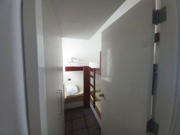 SE VENDE DEPARTAMENTO TRIPLEX CON VISTA AL MAR  EN CONDOMINIO EXCLUSIVO EN SAN BARTOLO
