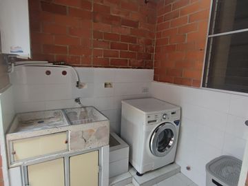 casa en venta en cinco soles. Cod V16995