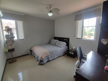casa en venta en cinco soles. Cod V16995