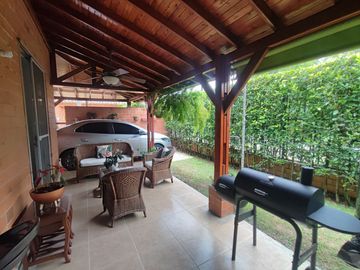 casa en venta en cinco soles. Cod V16995