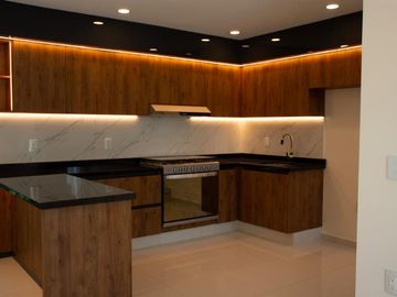 Casa de lujo 3 recámaras con alberca  en conjunto de 10 casas, centro de Jiutepec Mor.