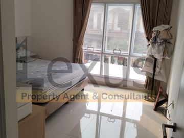 Dijual Rumah 2 lantai di Sektor, Gading Serpong