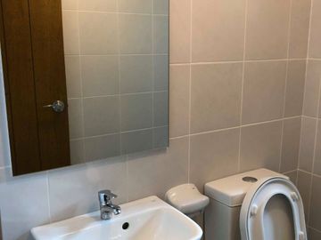 For sale rent to own condo in pasay acrea city