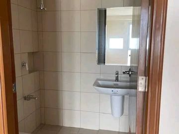 For sale rent to own condo in pasay acrea city